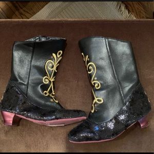 Anna Coronation Boots
